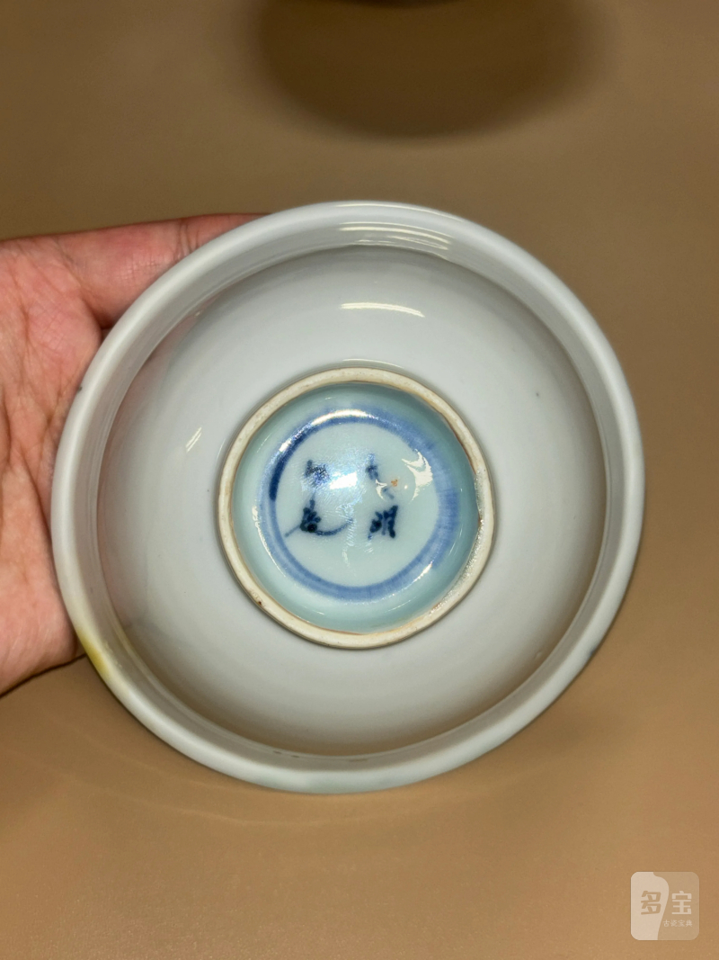 明晚期 外白釉内青花麒麟望月纹碗一对 - 图5